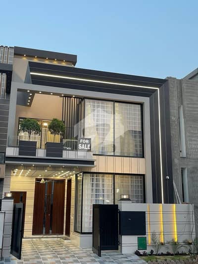 5 MARLA BRAND NEW OUTSTANDING HOUSE AVAILABLE FOR SALE IN WAPDA TOWN 5 MARLA BRAND NEW OUTSTANDING HOUSE AVAILABLE FOR SALE IN WAPDA TOWN