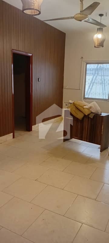 400 square yard ground floor separate gate with car parking