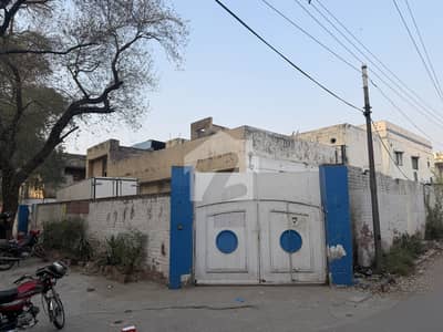 25 Marla Corner House In Shadman Is Available For Sale 25 Marla Corner House In Shadman Is Available For Sale