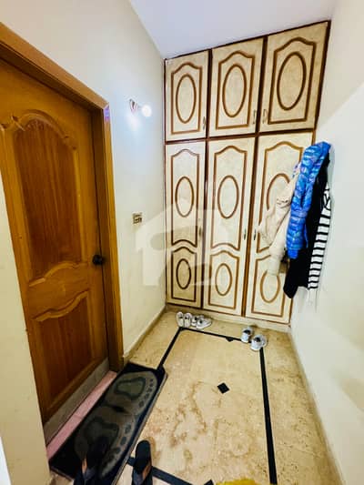 10 Marla Upper Portion For Rent Johar Town Phase 2