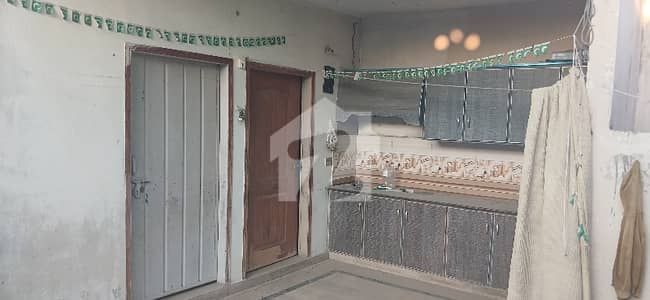 3 Marla Second Floor Portion For Rent