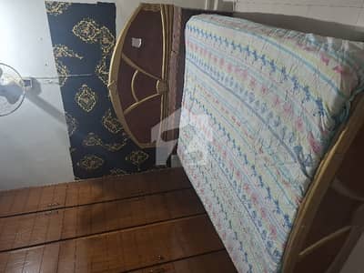 Flat For Rent Good Location Near G T Rood Walleyt Complex Bahira Town Phase 7 Rent 18000