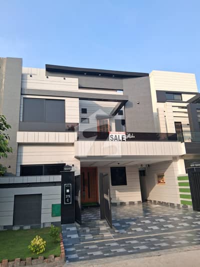 8 Marla Luxury House For Sale Near Zoo & Monument