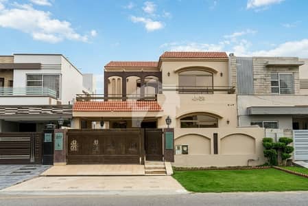 10 Marla Beautiful House For Rent In Phase 5.