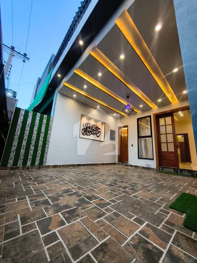 #TajRealEstate    5 Marla Brand New Luxury House for rent