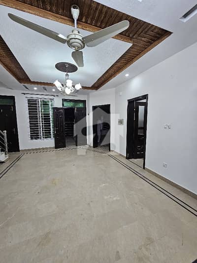 Beautiful 7 Marla Full House Available For Rent G-13 Islamabad