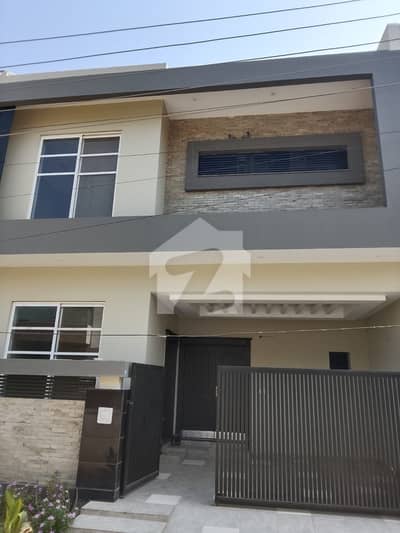 Prime Location House In Wapda Town Phase 2 - Block Q For sale