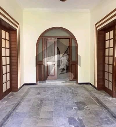 Corner Demolish Able House For Sale In Sector F-7 Islamabad