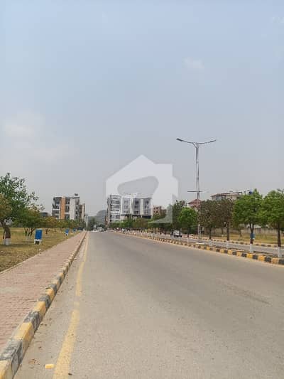 7 Marla Corner Prime Location 60 Feet Road Plot In Block F Multi Gardens B-17 Islamabad Urgent For Sale
