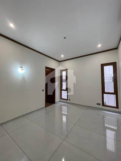 Beautiful Slightly Used Proper Two Unit Bungalow For Sale In Phase 5 6 Specious Bedrooms Huge Garden And Parking