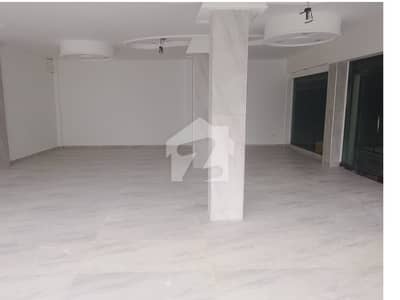Brand New Office Area 1000 Square Feet Available For Rent In Gulberg 3 Lahore