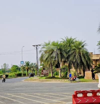 نیو لاہور سٹی ۔ فیز 3 نیو لاهور سٹی,لاہور میں 10 مرلہ رہائشی پلاٹ 57.5 لاکھ میں برائے فروخت۔ نیو لاہور سٹی ۔ فیز 3 نیو لاهور سٹی,لاہور میں 10 مرلہ رہائشی پلاٹ 57.5 لاکھ میں برائے فروخت۔