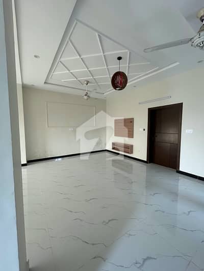 8 mrla brand new full house for rent block e near to merkaz 8 mrla brand new full house for rent block e near to merkaz