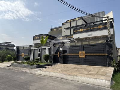 Beautiful House For Sale In Regi Model Town, Peshawar