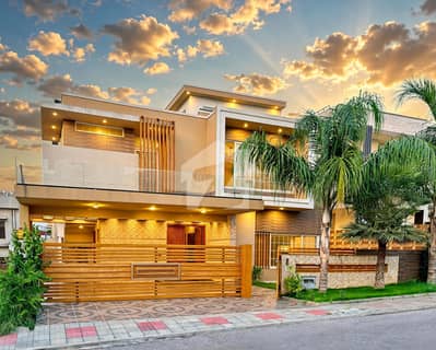 1 Kanal Designer House DHA Phase 2 | 6 Beds | Investor Price