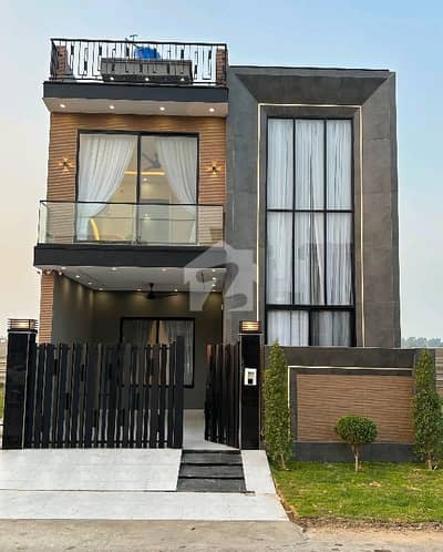 Centrally Located Facing Park House In Citi Housing Society Is Available For sale Centrally Located Facing Park House In Citi Housing Society Is Available For sale