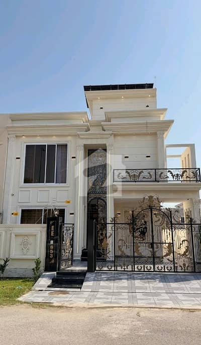 سٹی ہاؤسنگ سوسائٹی گوجرانوالہ میں 6 کمروں کا 10 مرلہ مکان 4.25 کروڑ میں برائے فروخت۔ سٹی ہاؤسنگ سوسائٹی گوجرانوالہ میں 6 کمروں کا 10 مرلہ مکان 4.25 کروڑ میں برائے فروخت۔