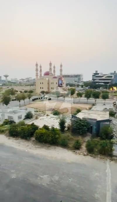 گلبرگ ریزیڈنشیا - ڈی مرکز گلبرگ ریزیڈنشیا,گلبرگ,اسلام آباد میں 1 کمرے کا 2 مرلہ فلیٹ 70.0 لاکھ میں برائے فروخت۔ گلبرگ ریزیڈنشیا - ڈی مرکز گلبرگ ریزیڈنشیا,گلبرگ,اسلام آباد میں 1 کمرے کا 2 مرلہ فلیٹ 70.0 لاکھ میں برائے فروخت۔