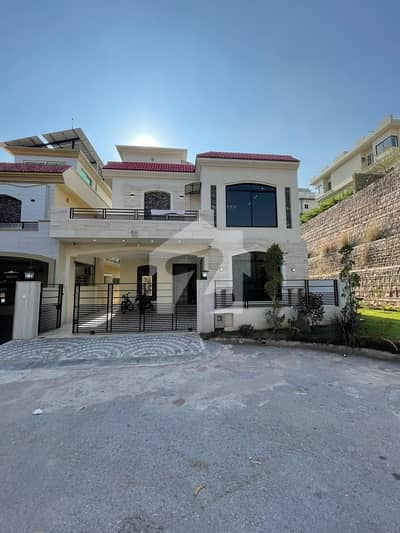 Luxury Newly furnished Designed 10 Marla Ded End Corner House Avaliable For Rent In Bahria Enclave Sector C1. Luxury Newly furnished Designed 10 Marla Ded End Corner House Avaliable For Rent In Bahria Enclave Sector C1.