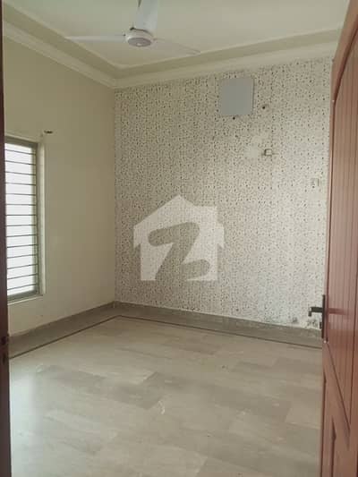 10 MARLA UPPER PORTION AVAILABLE FOR RENT ALLAMA IQBAL TOWN CIVIL HOSPITAL ROAD BAHAWALPUR
