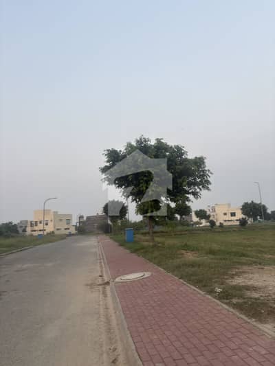 INVESTOR RATE 5 MARLA PLOT OLC A EXT