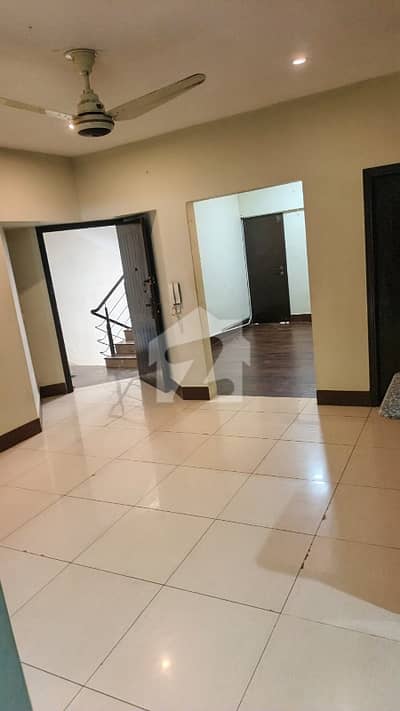 3 Bed DD Apartment For Rent In Ittehad Commercial Phase 6