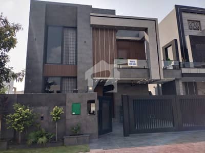 Corner Bahria Town - Quaid Block 10 Marla House Up For sale