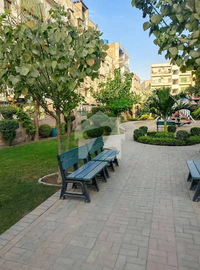 Park Facing 2000 Sq Ft Full Floor - 4th Floor - 4 Bed D+D - Family Building - Prime Location Park Facing 2000 Sq Ft Full Floor - 4th Floor - 4 Bed D+D - Family Building - Prime Location