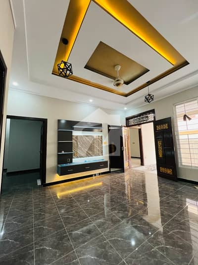 10 Marla Brand New Single Storey House Available For Rent