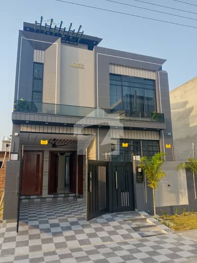 ULTRA MODERN BRAND NEW 5 MARLA HOUSE FOR SALE IN CENTRAL PARK HOUSING SCHEME
