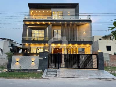10 Marla Beautiful Luxury House For Sale In Buch Vilas Multan