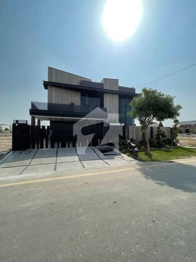 1 Kanal Most Luxry Ultra Morden House For Sale IN DHA Multan 1 Kanal Most Luxry Ultra Morden House For Sale IN DHA Multan