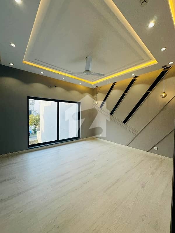 brand new 10 Marla house brand new 10 Marla house