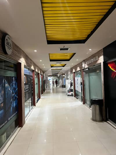 آر جے شاپنگ مال راشد منہاس روڈ,کراچی میں 1 مرلہ Studio دکان 55.0 لاکھ میں برائے فروخت۔ آر جے شاپنگ مال راشد منہاس روڈ,کراچی میں 1 مرلہ Studio دکان 55.0 لاکھ میں برائے فروخت۔