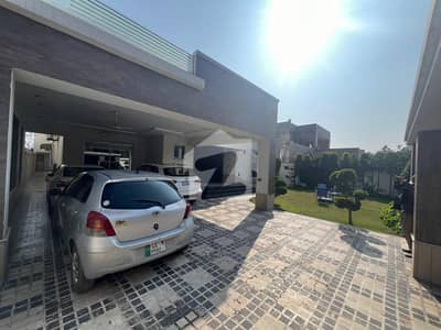32 Marla House available for sale