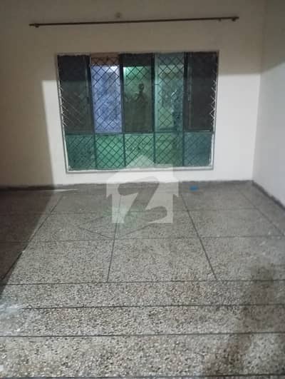 5 Marla Upper Portion Available For Rent NPF O_9 Block C
