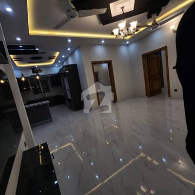10 Marla Upper Portion Available For Rent Pwd