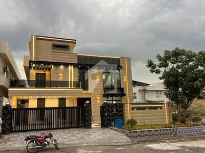 بی ۔ 17 اسلام آباد میں 6 کمروں کا 1 کنال مکان 7.95 کروڑ میں برائے فروخت۔ بی ۔ 17 اسلام آباد میں 6 کمروں کا 1 کنال مکان 7.95 کروڑ میں برائے فروخت۔