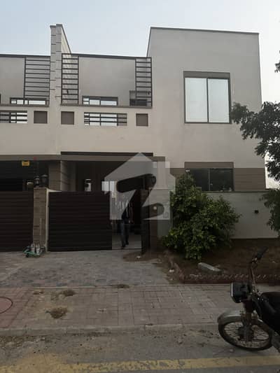 Villa No 3144 3Bed DDL 125sq Yd Villa FOR SALE At ALI BLOCK All Amenities Nearby Including MOSQUE, General Store & Parks Villa No 3144 3Bed DDL 125sq Yd Villa FOR SALE At ALI BLOCK All Amenities Nearby Including MOSQUE, General Store & Parks