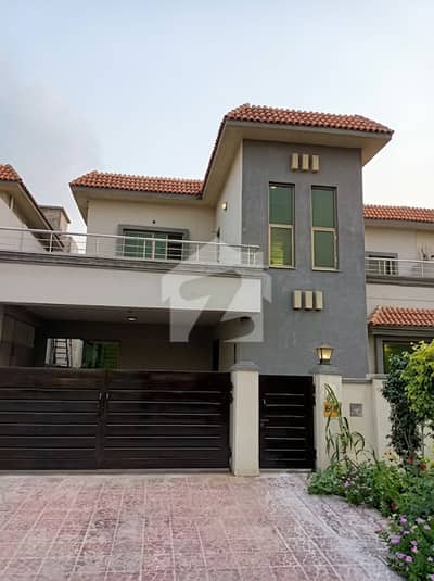 10 Marla Elegant 4-Bedroom House for Rent in Askari 11, Lahore