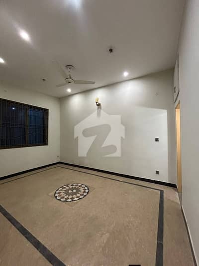 G-9 Size 35x70 Upper Protein 3Bedroom 3Bathroom kitchen Tvloung For Rent