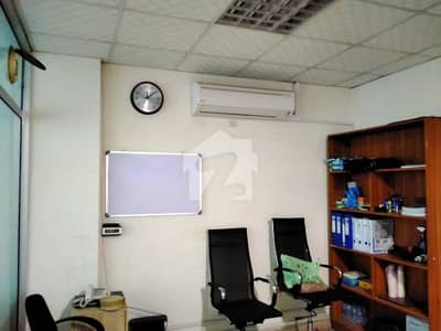 Office Sized 1100 Square Feet Is Available For Sale In I-8 Markaz