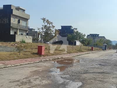 بحریہ انکلیو - سیکٹر آئی بحریہ انکلیو,بحریہ ٹاؤن,اسلام آباد میں 5 مرلہ رہائشی پلاٹ 1.22 کروڑ میں برائے فروخت۔