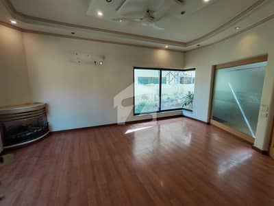 1 Kanal Full House Available For Rent Near Goldcrest Mall In Phase 4 DHA Lahore