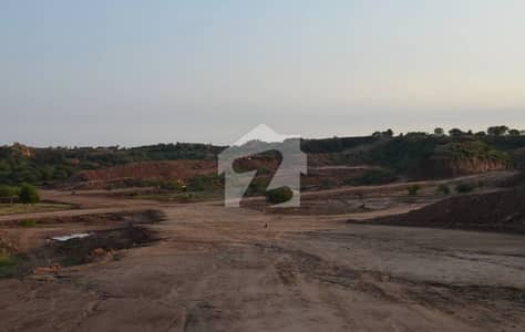 Block A. 7 Marla main road plot lop clear/solid land Block A. 7 Marla main road plot lop clear/solid land