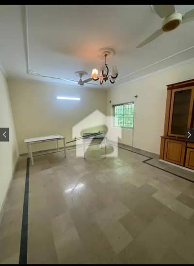 سوان گارڈن ۔ بلاک ایچ سوان گارڈن,اسلام آباد میں 4 کمروں کا 7 مرلہ بالائی پورشن 63.0 ہزار میں کرایہ پر دستیاب ہے۔ سوان گارڈن ۔ بلاک ایچ سوان گارڈن,اسلام آباد میں 4 کمروں کا 7 مرلہ بالائی پورشن 63.0 ہزار میں کرایہ پر دستیاب ہے۔
