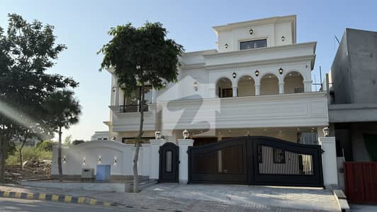 1 Kanal Luxury House In Top City 1 Islamabad