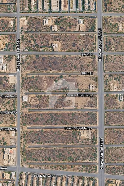 2000 YARDS PLOT FOR SALE, BEACH STREET 1 BEFORE FAISAL 2000 YARDS PLOT FOR SALE, BEACH STREET 1 BEFORE FAISAL