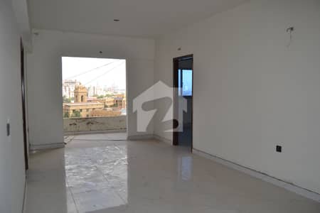 پاکستان چوک کراچی میں 3 کمروں کا 7 مرلہ فلیٹ 2.75 کروڑ میں برائے فروخت۔