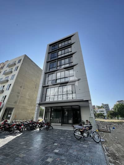 8 Marla Ground Floor For Brands Only Facing Main Boulevard